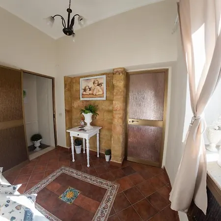 Apartment Duomo Terrasini